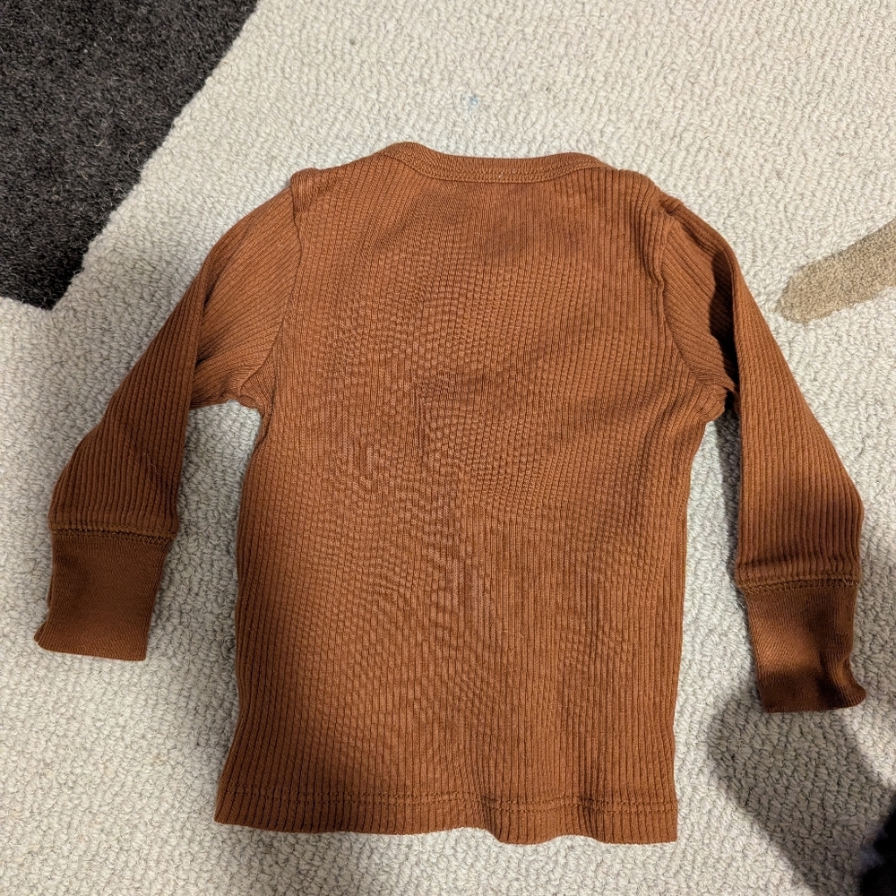 Fin & Vince Ribbed Henley - Picture 2 of 4